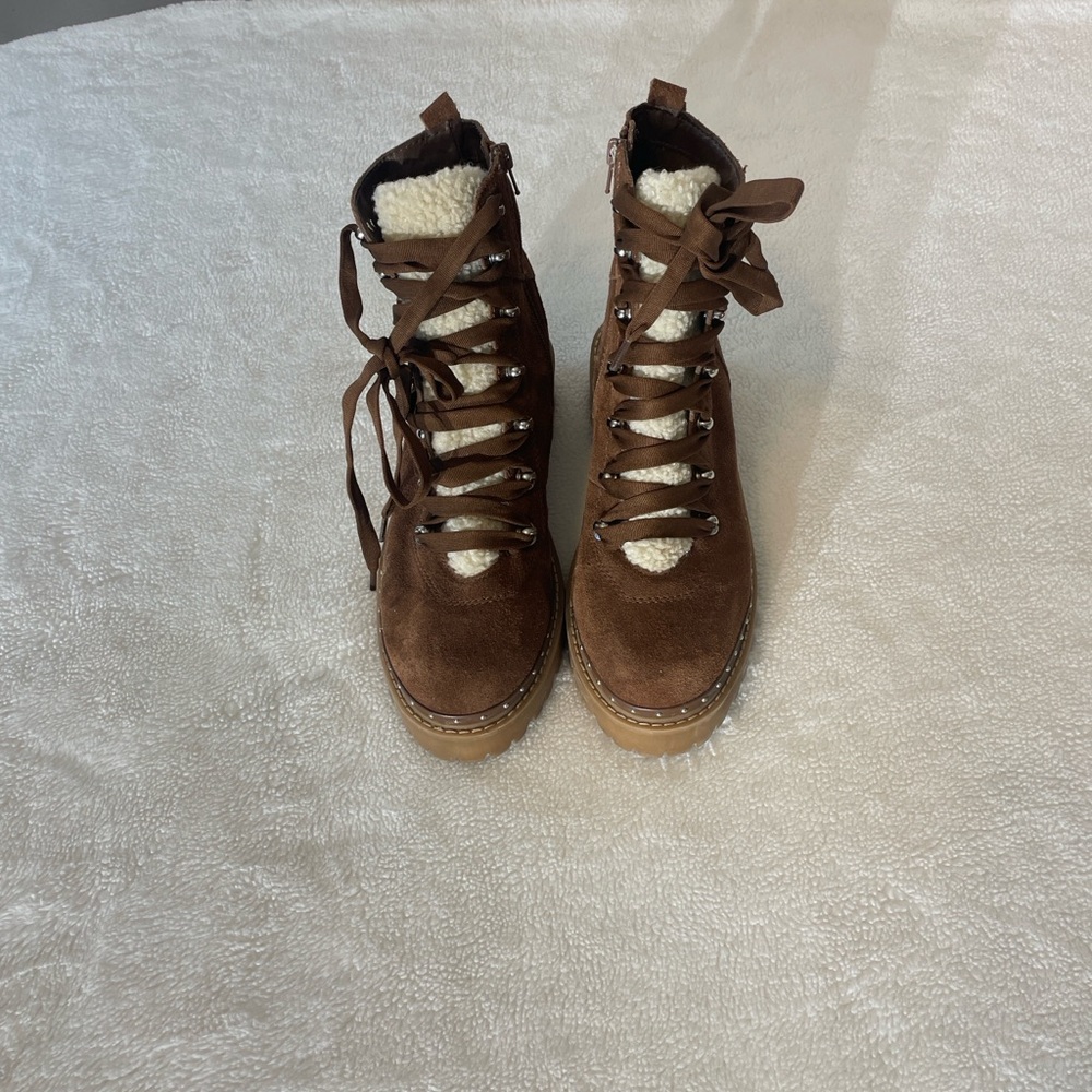 Steve Madden Brown Suede Boots